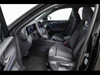 Volkswagen Tiguan R-Line – image 8 of 15