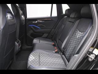 Volkswagen Tiguan R-Line – image 9 of 15
