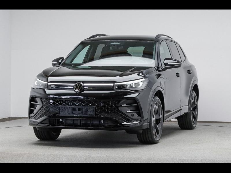 Volkswagen Tiguan R-Line – image 1 of 15