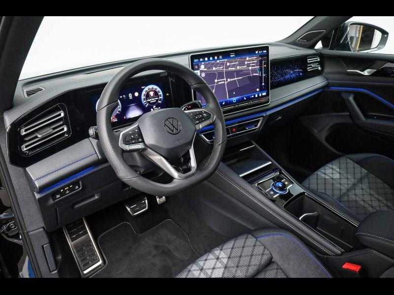Volkswagen Tiguan R-Line – image 10 of 15