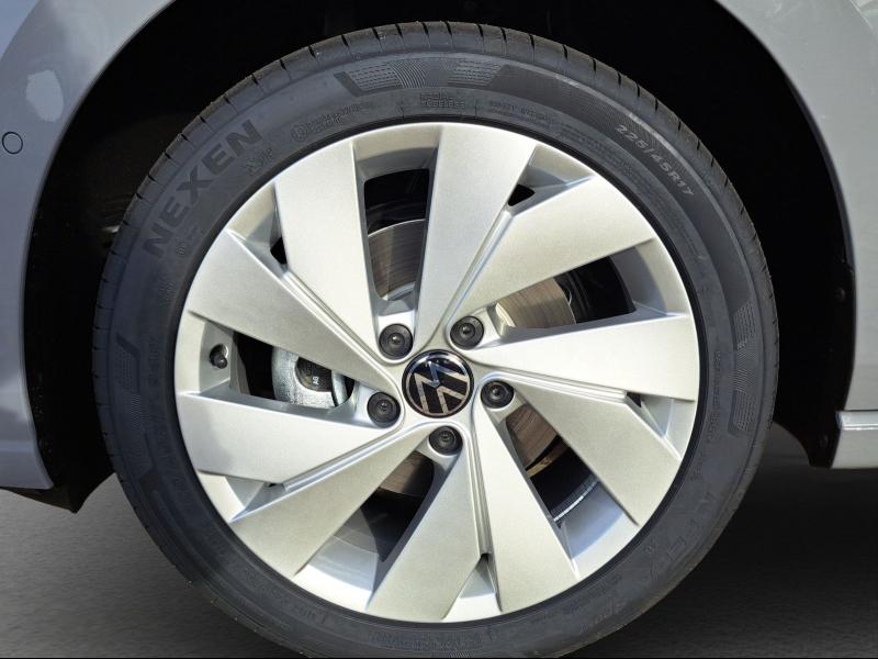 Volkswagen Golf Energy – image 13 of 23