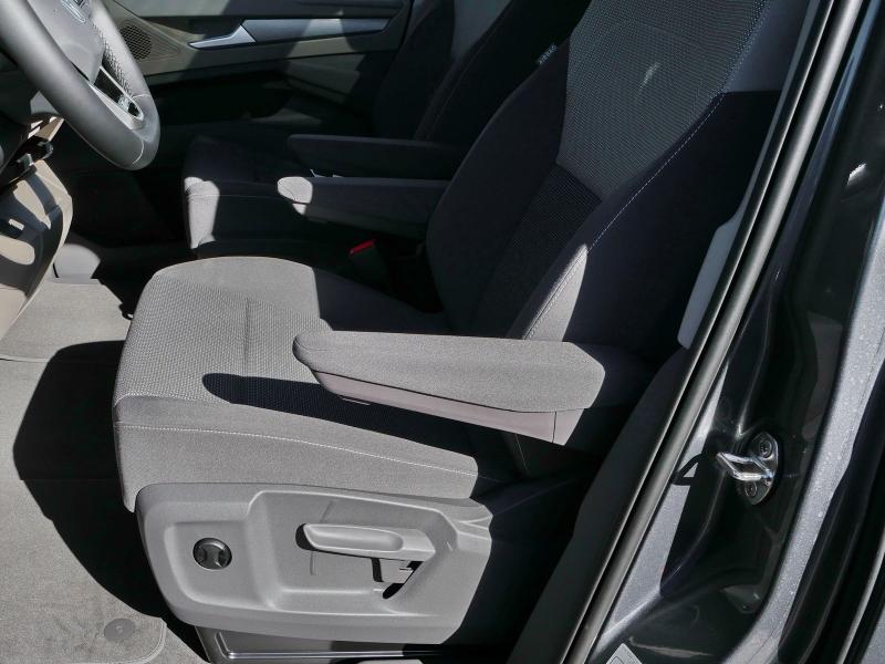 Volkswagen T7 Multivan Energy – image 22 of 24