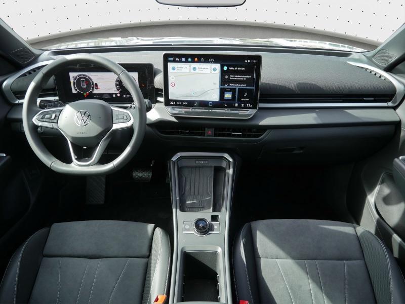 Volkswagen T-Roc Style – image 5 of 24