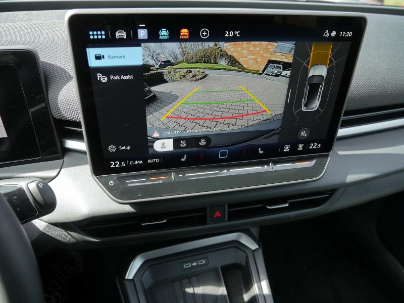 Volkswagen T-Roc Style – image 15 of 24