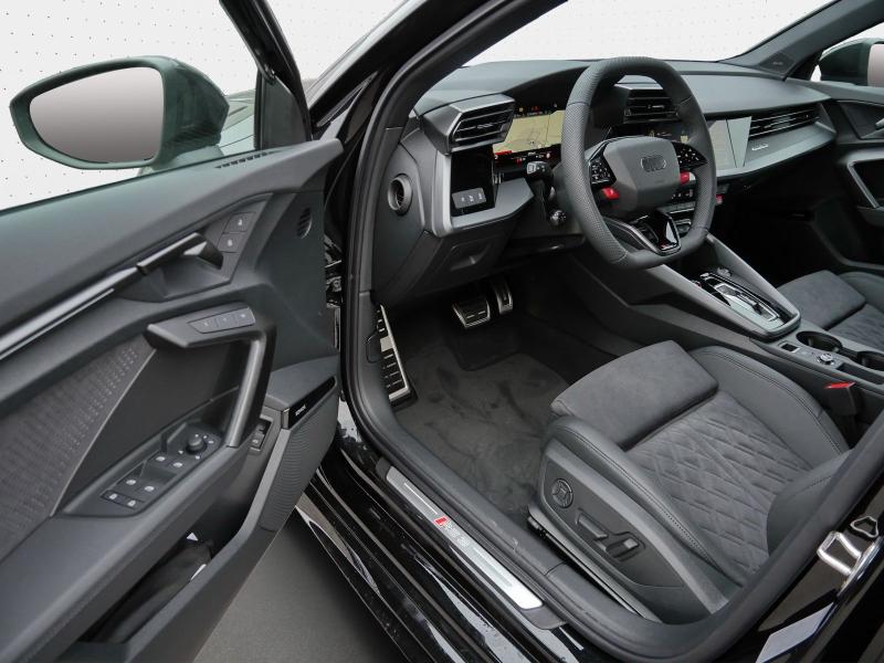 Audi RS 3 Limousine RS – Bild 14 von 24