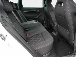 Škoda Karoq Sportline – image 16 of 24