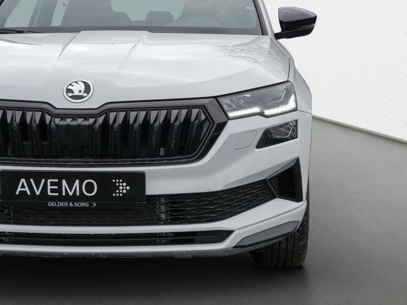 Škoda Karoq Sportline – image 12 of 24