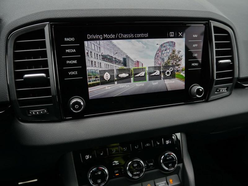 Škoda Karoq Sportline – image 20 of 24