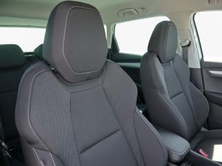 Škoda Karoq Selection – image 10 of 24