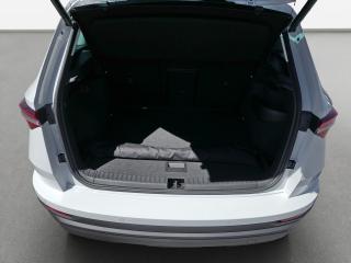 Škoda Karoq Selection – image 11 of 24