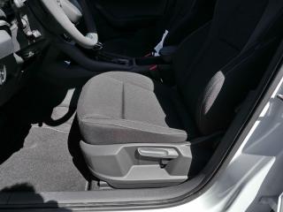 Škoda Karoq Selection – image 22 of 24