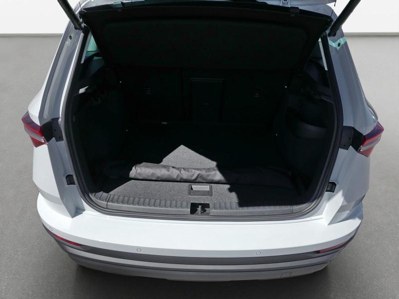 Škoda Karoq Selection – image 11 of 24