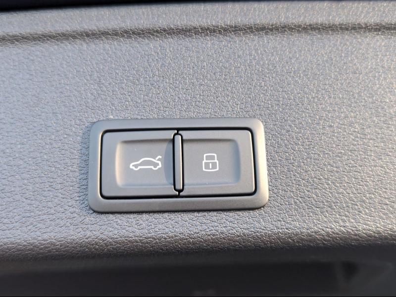 Audi A4 Allroad – image 10 of 22
