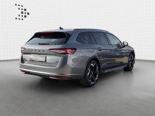 Škoda Superb Sportline – image 2 of 23