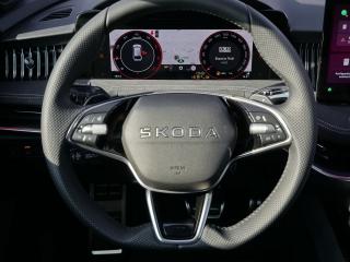 Škoda Superb Sportline – image 9 of 23