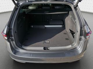 Škoda Superb Sportline – image 11 of 23