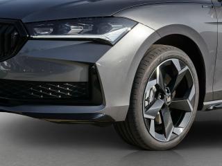 Škoda Superb Sportline – image 13 of 23