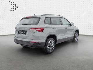 Škoda Karoq Selection – image 2 of 23