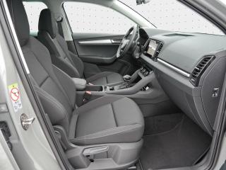 Škoda Karoq Selection – image 4 of 23