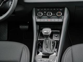 Škoda Karoq Selection – image 7 of 23