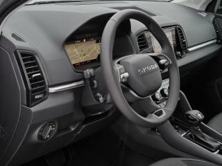 Škoda Karoq Selection – image 18 of 23