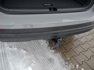 Škoda Karoq Selection – image 22 of 23