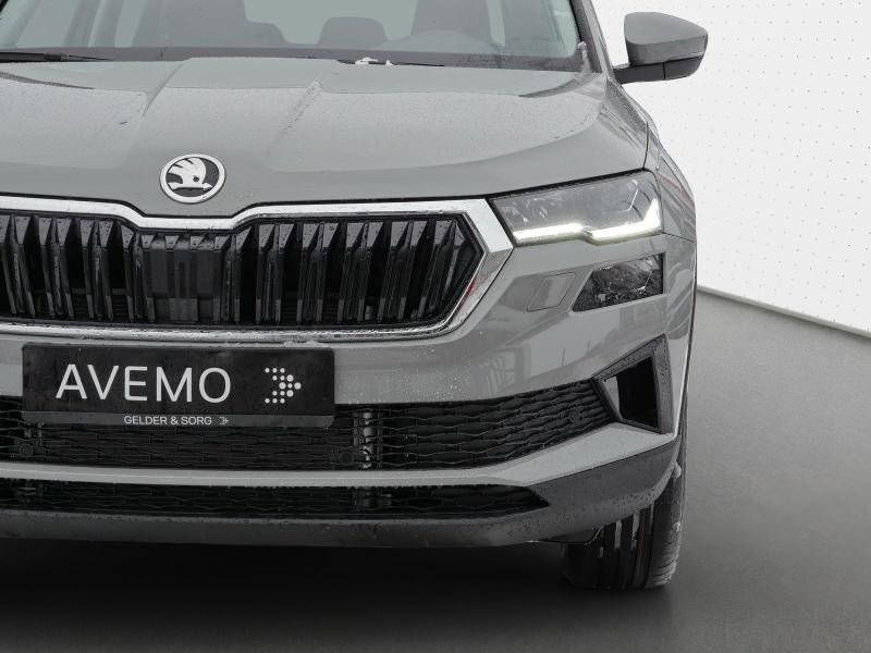 Škoda Karoq Selection – image 12 of 23