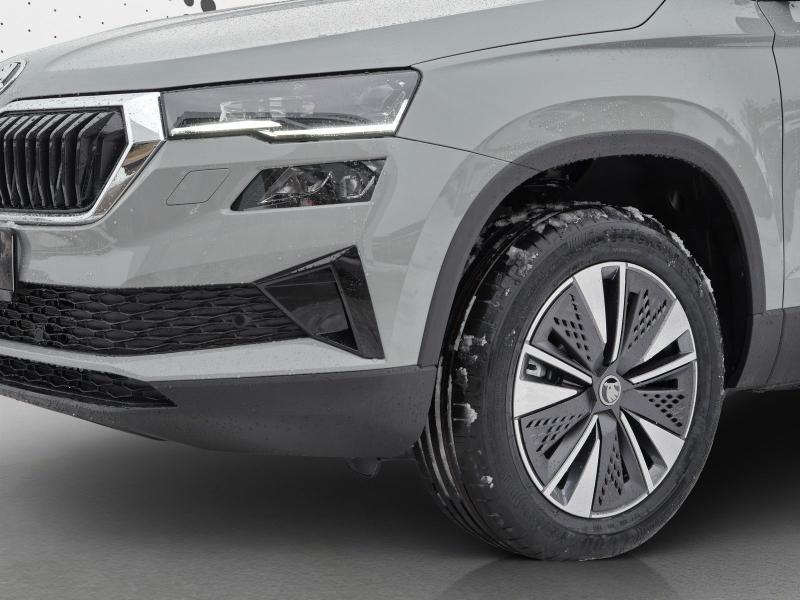 Škoda Karoq Selection – image 13 of 23