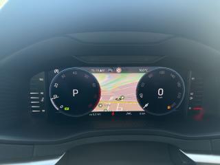 Škoda Karoq Selection – image 9 of 16