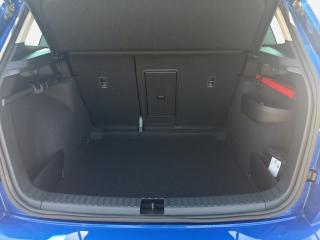 Škoda Karoq Selection – image 11 of 16
