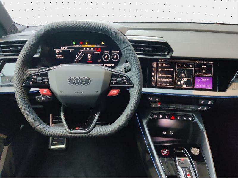 Audi RS 3 Sportback RS – image 8 of 24