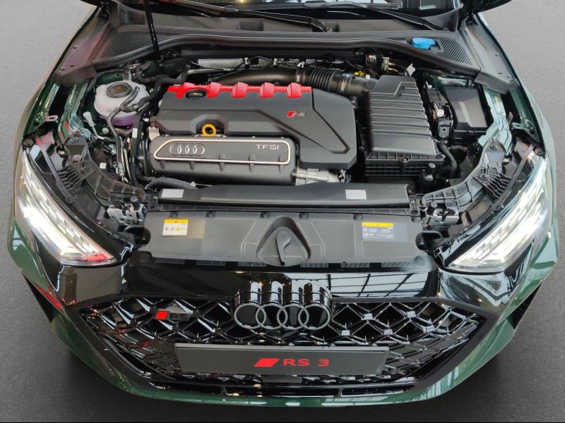 Audi RS 3 Sportback RS – image 17 of 24