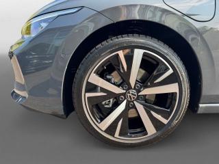 Volkswagen Golf Style – image 4 of 17