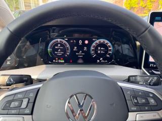 Volkswagen Golf Style – image 13 of 17