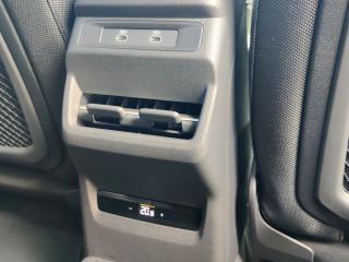Audi Q3 S line – image 17 of 25