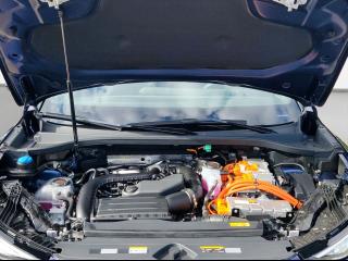 Audi Q3 S line – image 18 of 25