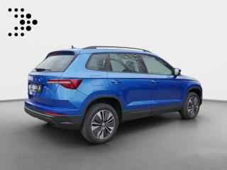 Škoda Karoq Selection – image 18 of 23