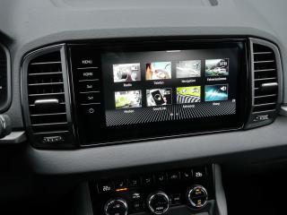 Škoda Karoq Selection – image 20 of 23