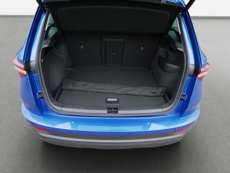 Škoda Karoq Selection – image 11 of 23
