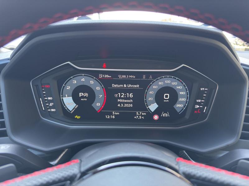 Audi A1 Sportback S line – image 9 of 21