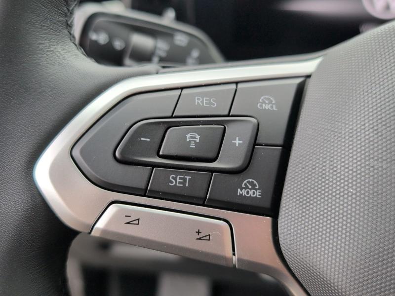 Volkswagen Tiguan Elegance – image 20 of 22