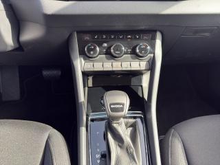 Škoda Karoq Selection – image 7 of 20