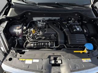 Škoda Karoq Selection – image 18 of 20