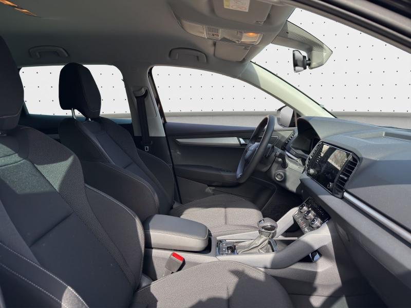 Škoda Karoq Selection – image 4 of 20
