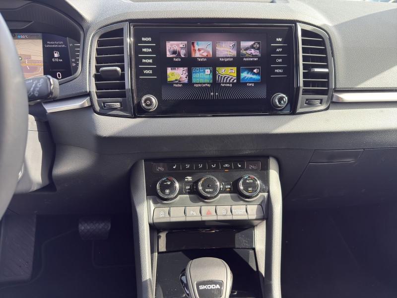 Škoda Karoq Selection – image 6 of 20