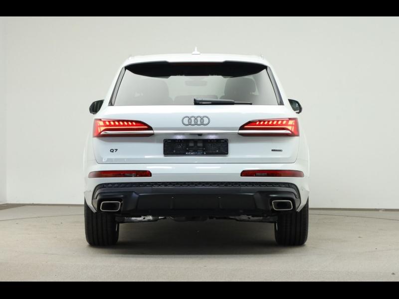 Audi Q7 S line – image 5 of 15
