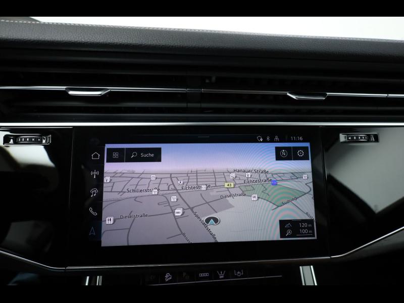 Audi Q7 S line – image 12 of 15