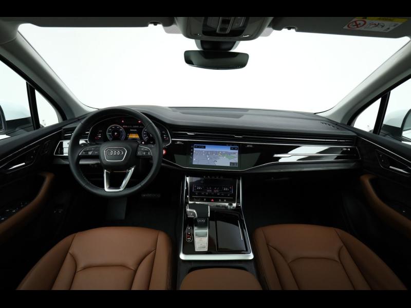 Audi Q7 S line – image 15 of 15