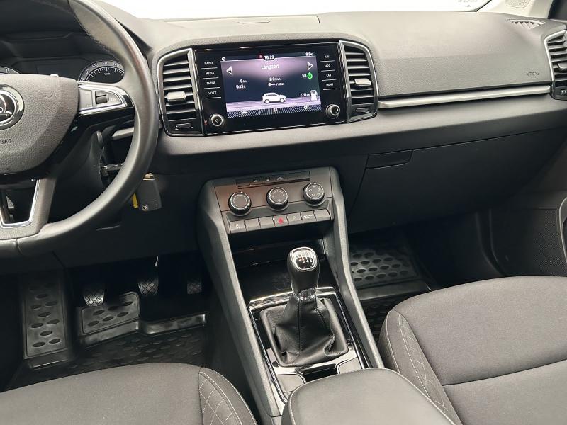 Škoda Karoq Ambition – image 7 of 16