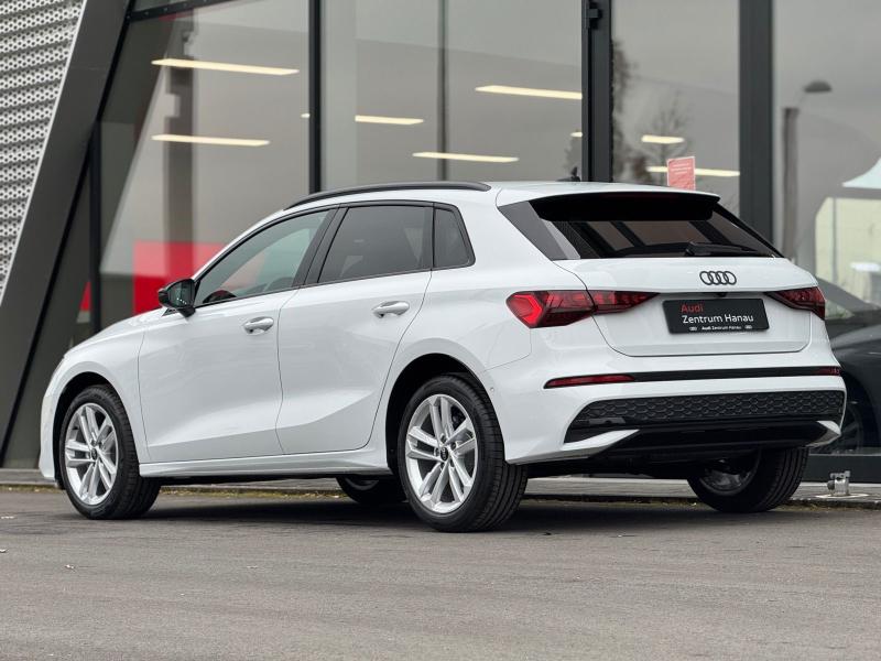 Audi A3 Sportback advanced – image 3 of 16